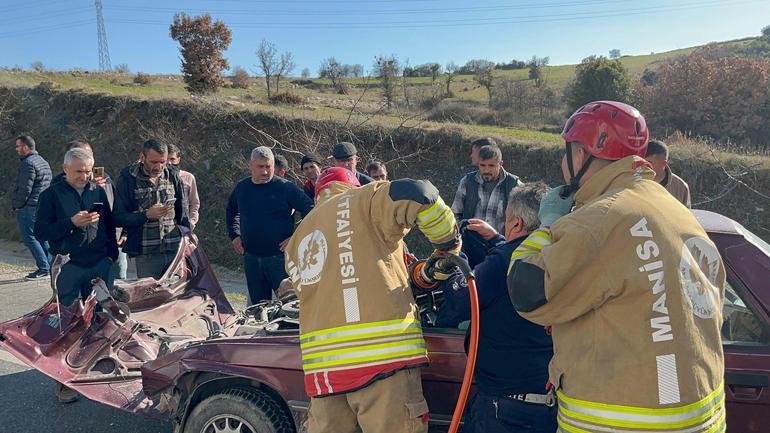 TIRa arkadan çarpan otomobil 150 metre sürüklendi: 1 yaralı
