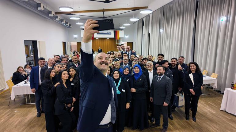 Komisyon Başkanı Varank, Almanya’da Türklerle buluştu: Sizler hiçbir zaman sayın Cumhurbaşkanımızı yalnız bırakmadınız