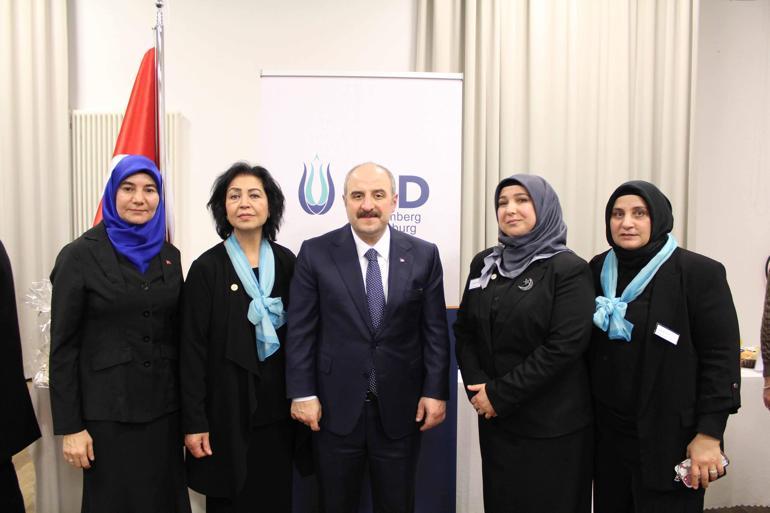 Komisyon Başkanı Varank, Almanya’da Türklerle buluştu: Sizler hiçbir zaman sayın Cumhurbaşkanımızı yalnız bırakmadınız