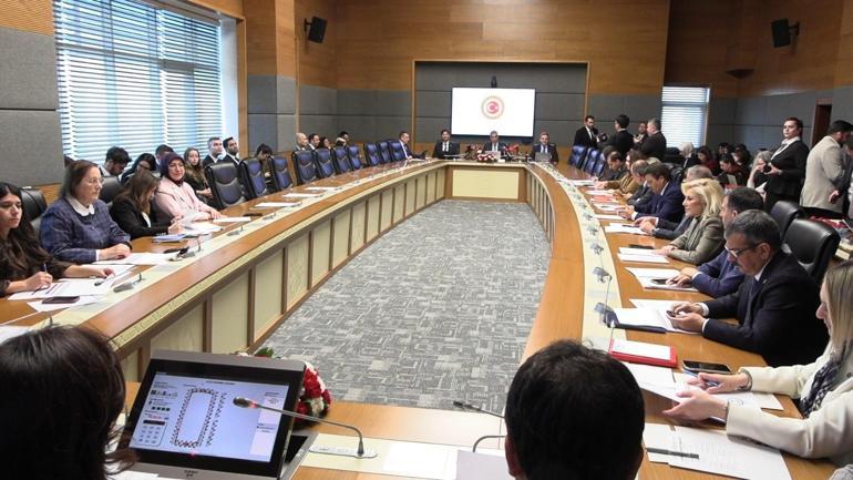 Bakan Memişoğlu: Çocukların sağlıklı gelişimi, güçlü bir aile yapısı ile mümkündür