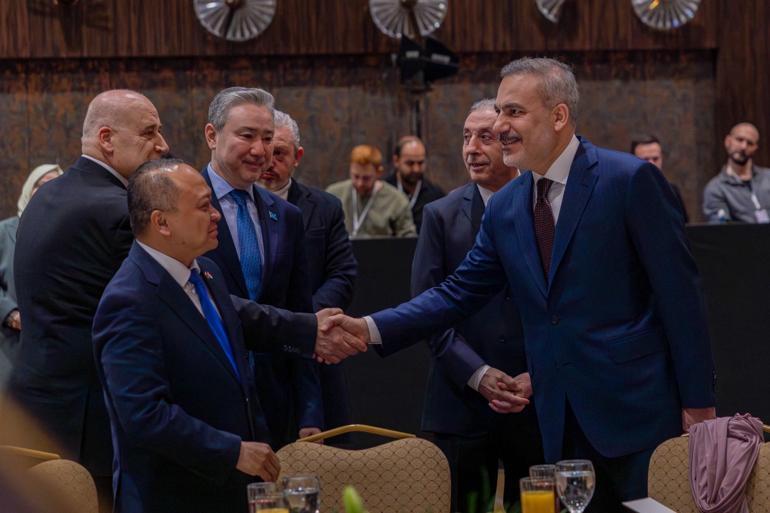 Bakan Fidan, büyükelçilerle iftar yemeğinde bir araya geldi