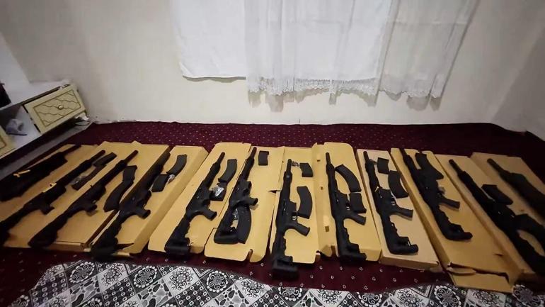 Şanlıurfa’da volkanik bazalt taşlarının altında cephanelik ele geçirildi: 8 gözaltı