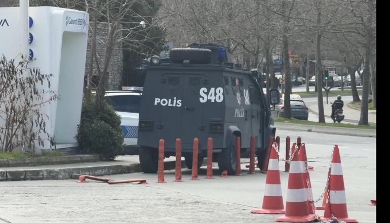 Beyoğlu’nda üniversitede dönem ödevi kavgasında arkadaşını göğsünden bıçakladı