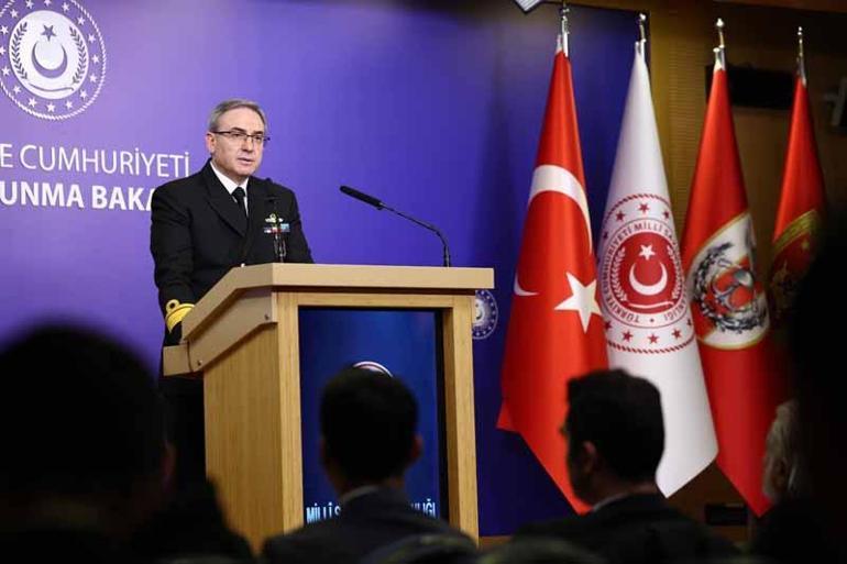 MSB: Kahraman pilotumuz uçağı terk etmek için fırlatma sistemini son anda çalıştırmış