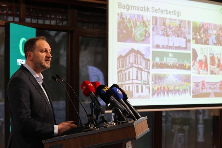 Yeşilayın Bağımsızlık Mektupları kitabı tanıtıldı: Karanlığın içinde ışık arayan insanmışım