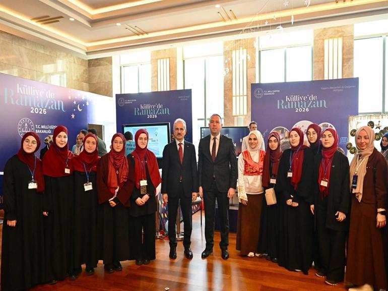 Bakan Uraloğlu, Külliyede Ramazan etkinlik alanını ziyaret etti