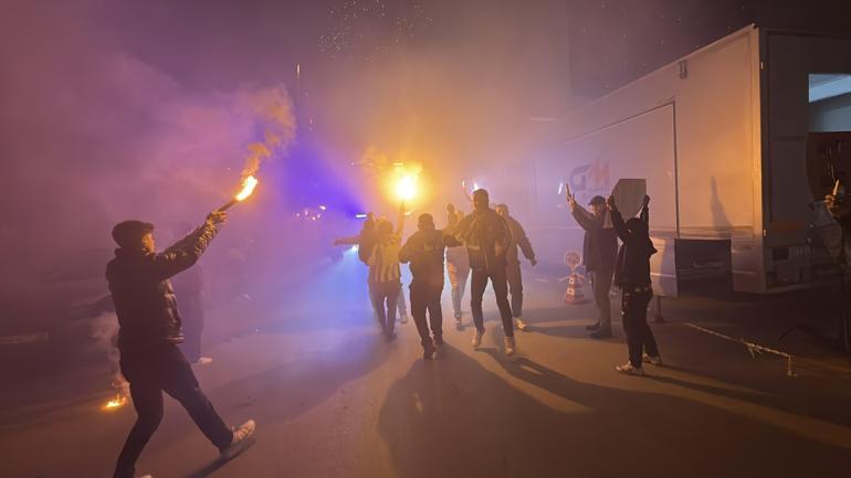 Fenerbahçe’ye Antalya’da coşkulu karşılama