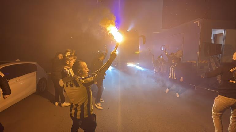 Fenerbahçe’ye Antalya’da coşkulu karşılama