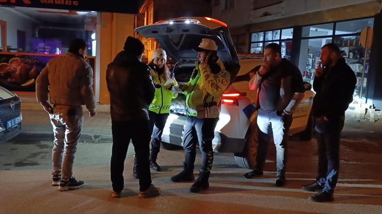 Polisin dur ihtarına uymayan ehliyetsiz sürücüye 303 bin lira ceza