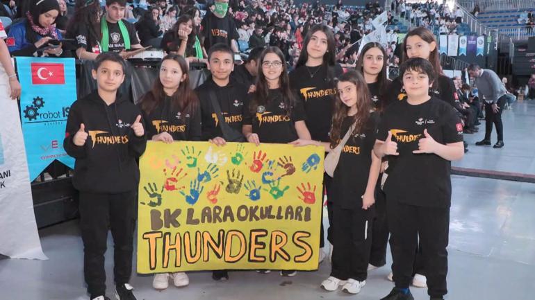 VEX Robotics Türkiye Şampiyonası başladı