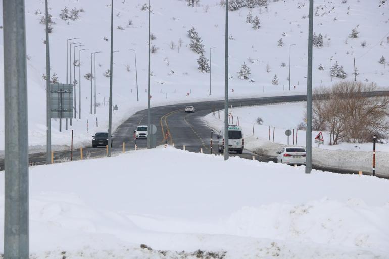 Kardan kapanan Kayseri-Develi kara yolu ulaşıma açıldı