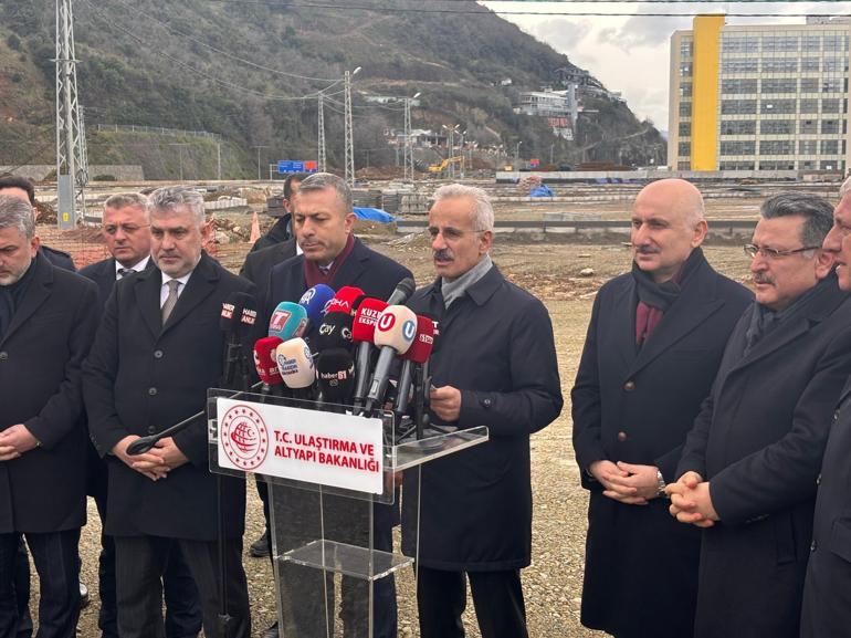 Bakan Uraloğlu: İran, Irak, Suriye, Lübnan ve Ürdün’e olan bütün uçuşları 2 Marta kadar iptal ettik