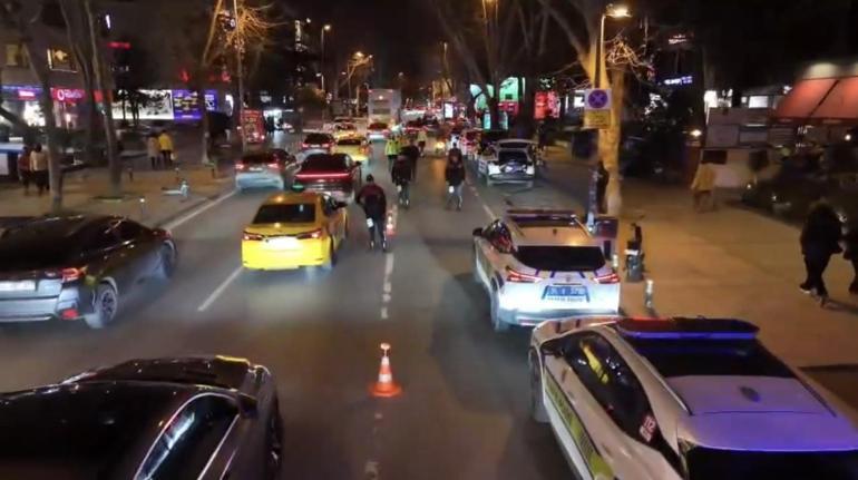 Kadıköyde trafik denetimi: bin 741 araç kontrol edildi, 606 bin lira ceza yazıldı