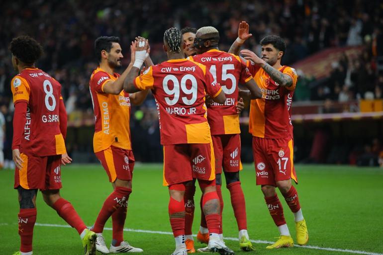 Galatasaray, Alanyaspor’u geçerek ligdeki iç saha yenilmezliğini 31 maça taşıdı