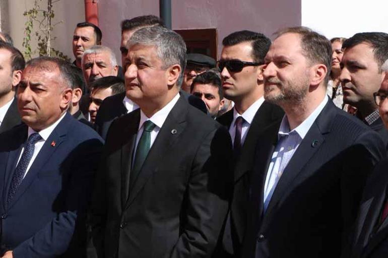 Yeşilay Genel Başkanı Dinç: Her gencimiz vatan toprağımız kadar kutsaldır