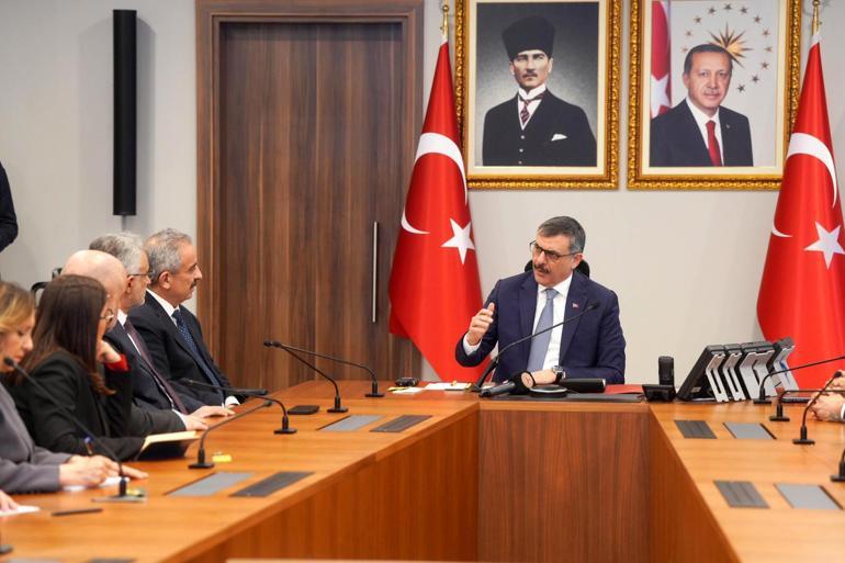 Bakan Çiftçi: İran sınırında olağanüstü bir hareketlilik yaşanmıyor