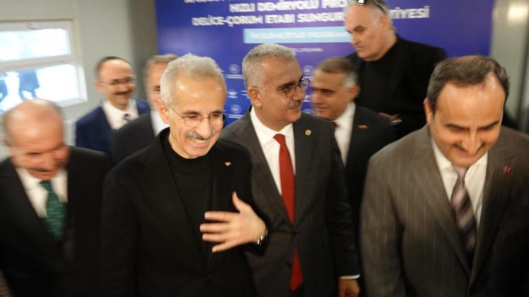 Bakan Uraloğlu’ndan ‘Süper Hızlı Tren’ müjdesi; Ankara-İstanbul arası 80 dakikaya düşüyor