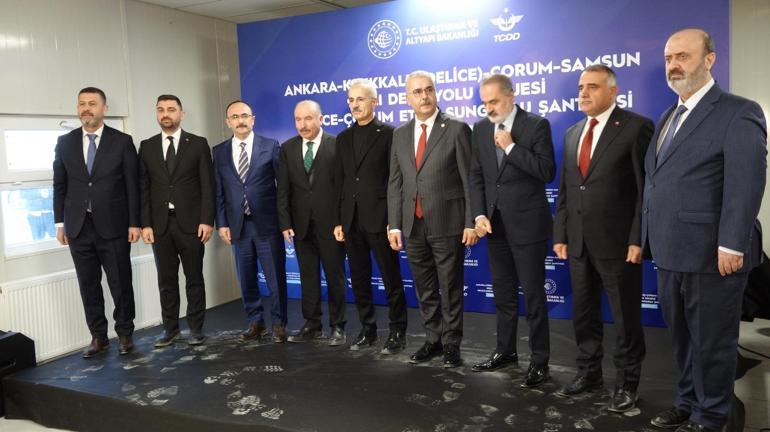 Bakan Uraloğlu’ndan ‘Süper Hızlı Tren’ müjdesi; Ankara-İstanbul arası 80 dakikaya düşüyor