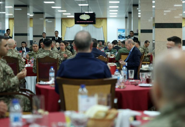 Cumhurbaşkanı Erdoğan: NATO müttefiklerimizle yakın istişare içinde her türlü önlemi alıyoruz