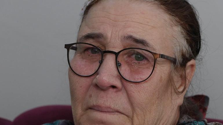 Esenyurtta bir yıldır tehdit ettiği çifti sopayla darbetti