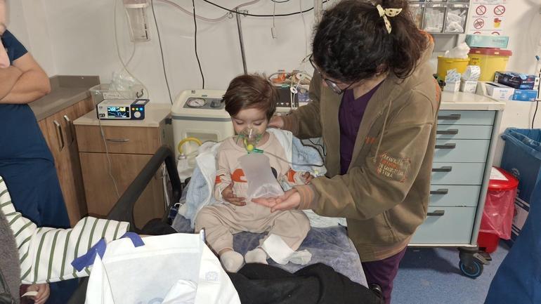 İnşaat işçisi, yangından bebeğiyle kurtardığı babayla bir araya geldi: Olsa yine yaparım