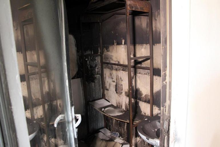 İnşaat işçisi, yangından bebeğiyle kurtardığı babayla bir araya geldi: Olsa yine yaparım