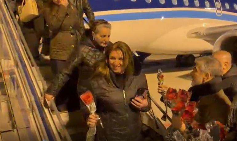 Bakü-Nahçıvan uçağı 71 yolcusuyla Iğdır’a indi