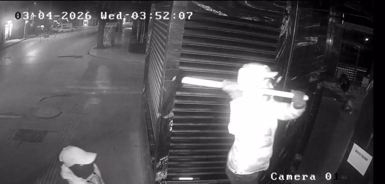 Bilecik’te kuyumcu soygunu; o anlar kamerada