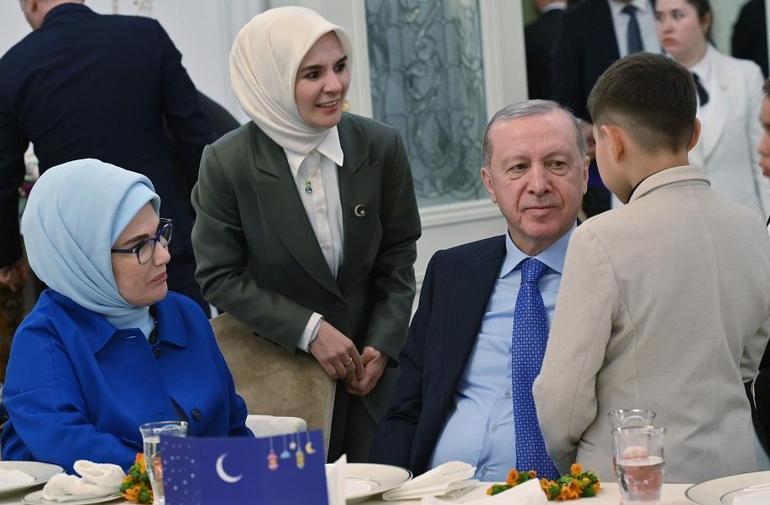 Cumhurbaşkanı Erdoğan, devlet himayesindeki çocuklarla iftarda buluştu