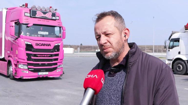 4 çocuk annesi, pembe renkli TIRı ile uluslararası taşımacılık yapıyor