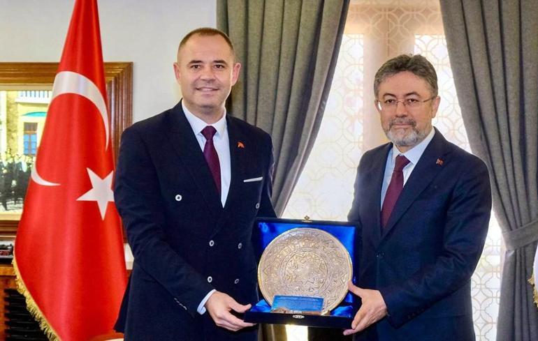 Bakan Yumaklı: Gıda anlamında problem, gübre tedarikinde sıkıntı yok