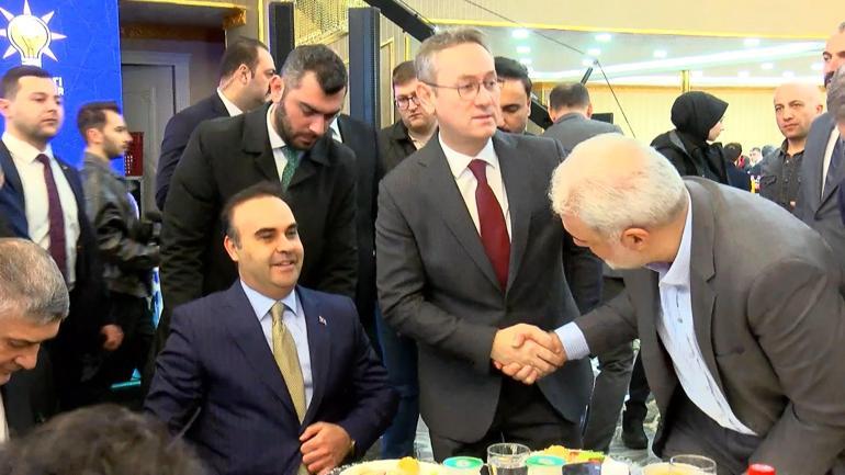 Bakan Kacır: Hiç kimsenin Türkiyeye yan gözle bakmasına izin vermeyiz