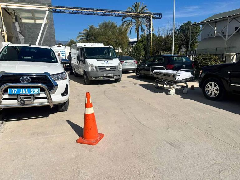 Akdenizde göçmen botu, Sahil Güvenlik botuna çarptı: 14 ölü