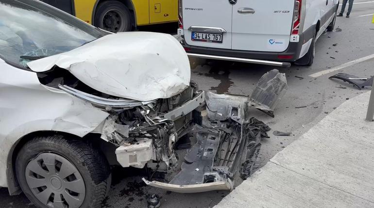 Sarıyerde 4 aracın karıştığı zincirleme kazada 4 kişi yaralandı