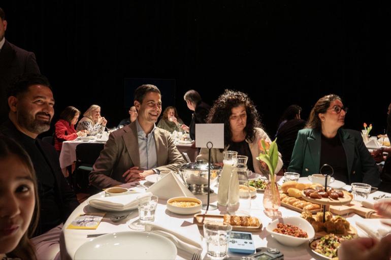 Hollanda Başbakanı Jetten, iftara katıldı