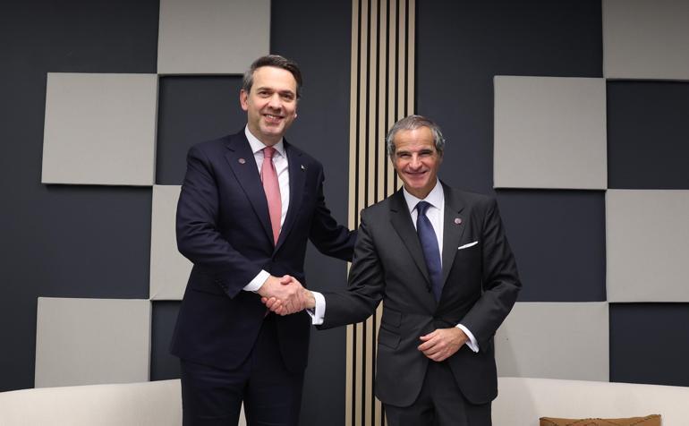 Bakan Bayraktar, 2nci Nükleer Enerji Zirvesi kapsamında temaslarda bulundu