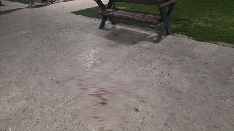 Bursada parkta bıçaklı kavga: 1 yaralı