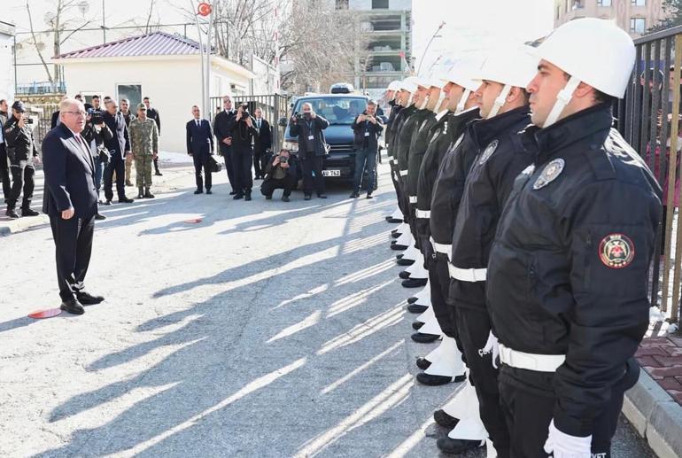 Bakan Güler: Karada, havada, denizde, sınır hattında ve siber alanda tedbirlerimizi artırdık