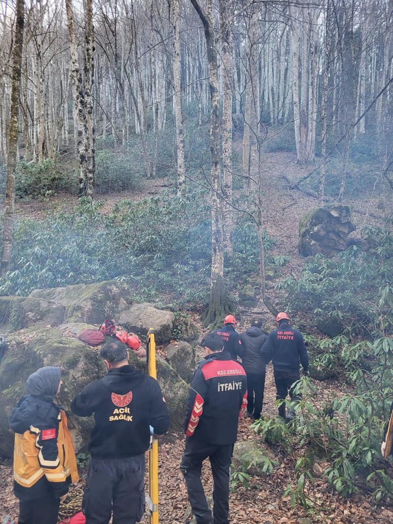 Dereye düşme tehlikesi geçirdi, yardım eden akrabalarıyla uçuruma yuvarlandı: 1 ölü, 3 yaralı
