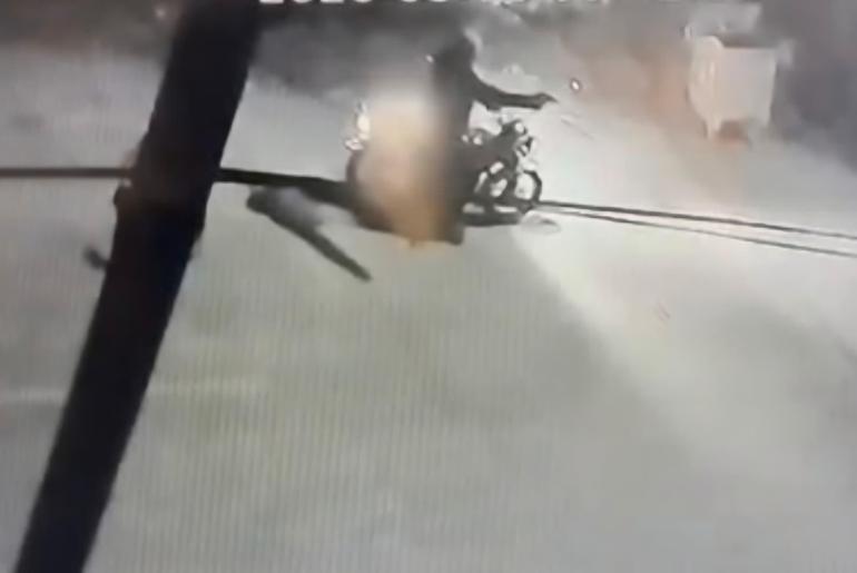 Hatay’da bir evin kurşunlanma anı kamerada