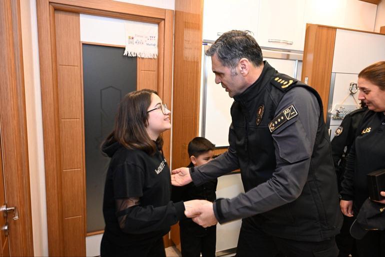 Emniyet Müdürü Aydın’dan, şehit polis memurunun oğluna doğum günü kutlaması