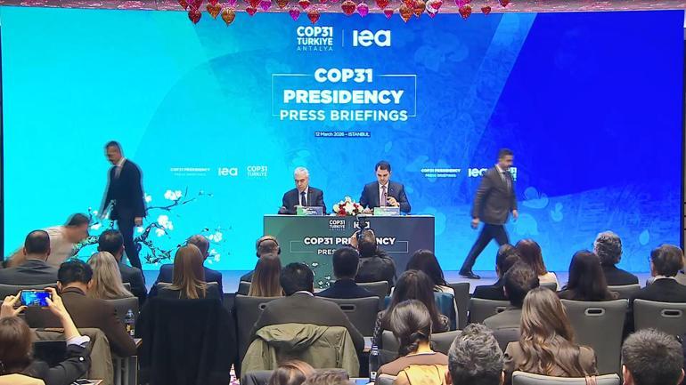 Bakan Kurum COP31 sürecine ilişkin düzenlenen basın toplantısında konuştu