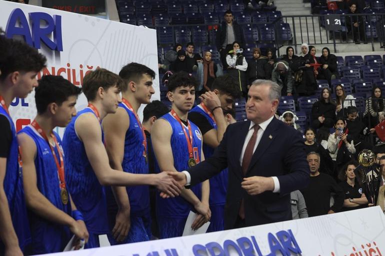 Okul Sporları Basketbol Gençler Türkiye Birinciliği finali İstanbulda oynandı
