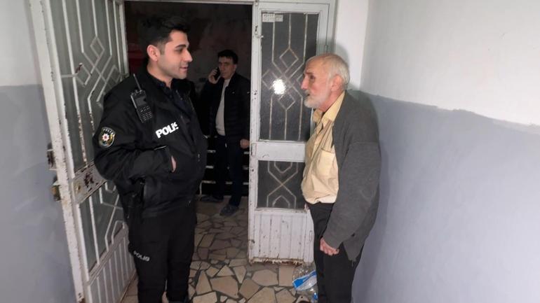 Avcılarda çöp evde yangın paniği