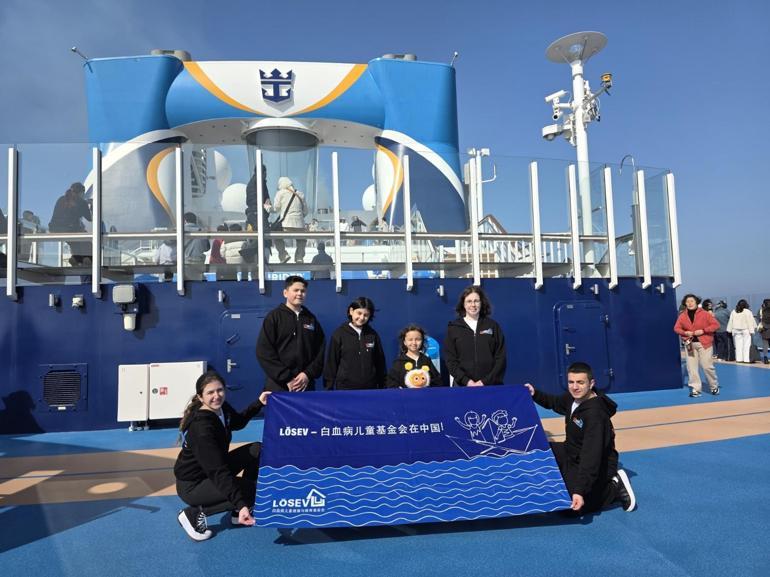 Lösemiyi yenip, gemiyle Çin ve Güney Koreyi gezdiler