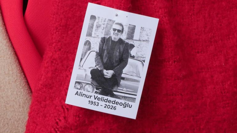 Reklamcı Alinur Velidedeoğlu son yolculuğuna uğurlandı