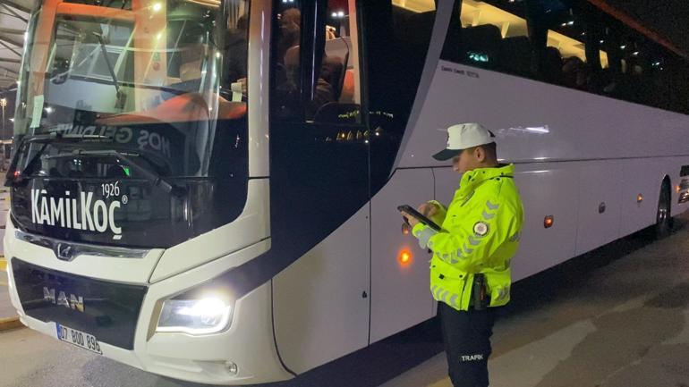 Bursada bayram tatili öncesi terminalde trafik denetimi