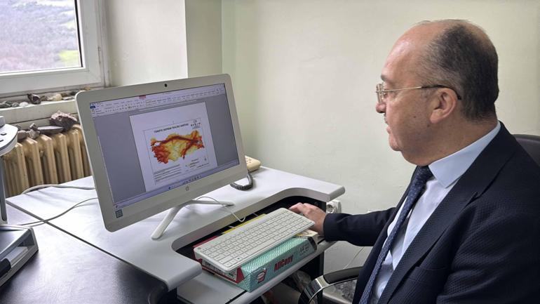 Prof. Dr. Zeybek: Füzeler depremleri tetikleyici unsur olabilir ancak deprem meydana getiremez