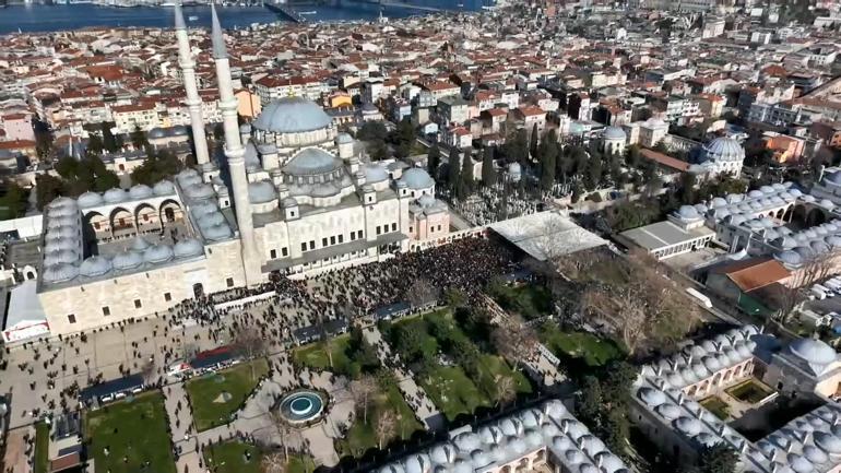 Prof.Dr. İlber Ortaylı için Fatih Camiinde cenaze töreni düzenleniyor