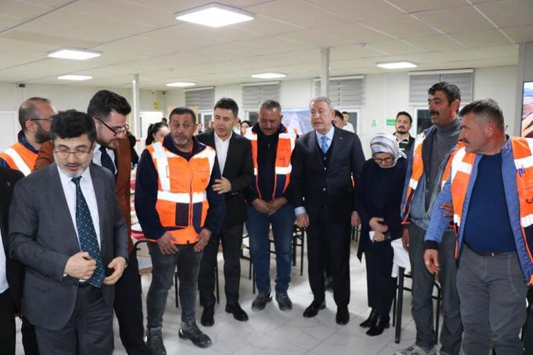 Hulusi Akar: 86 milyon tek yürek olduğu sürece aşamayacağımız engel yok